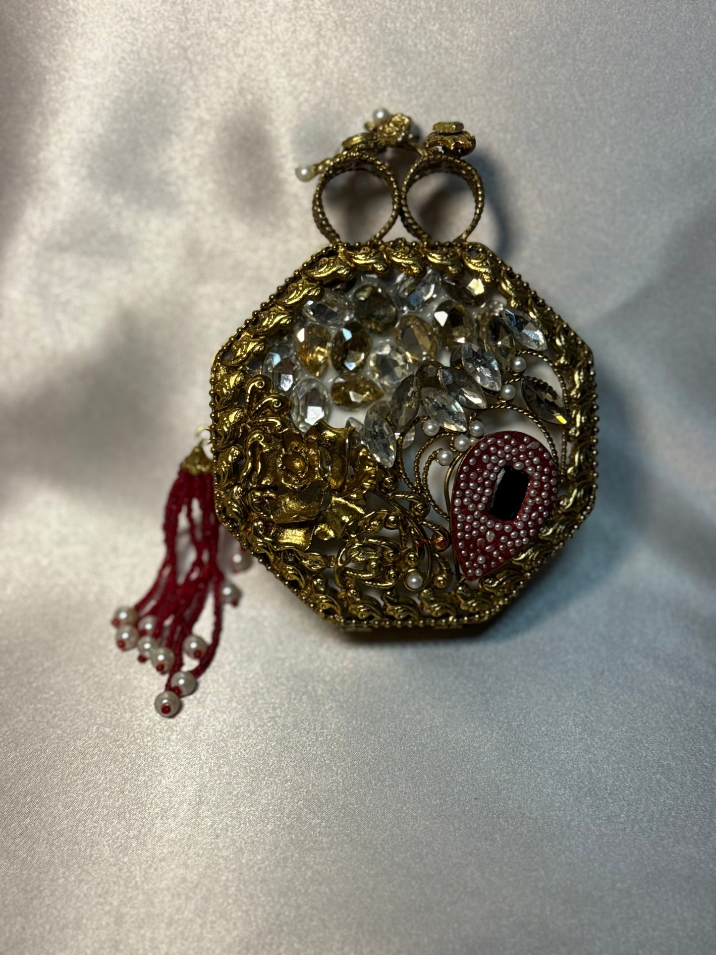 Red Circular Turkish Clutch - Gold