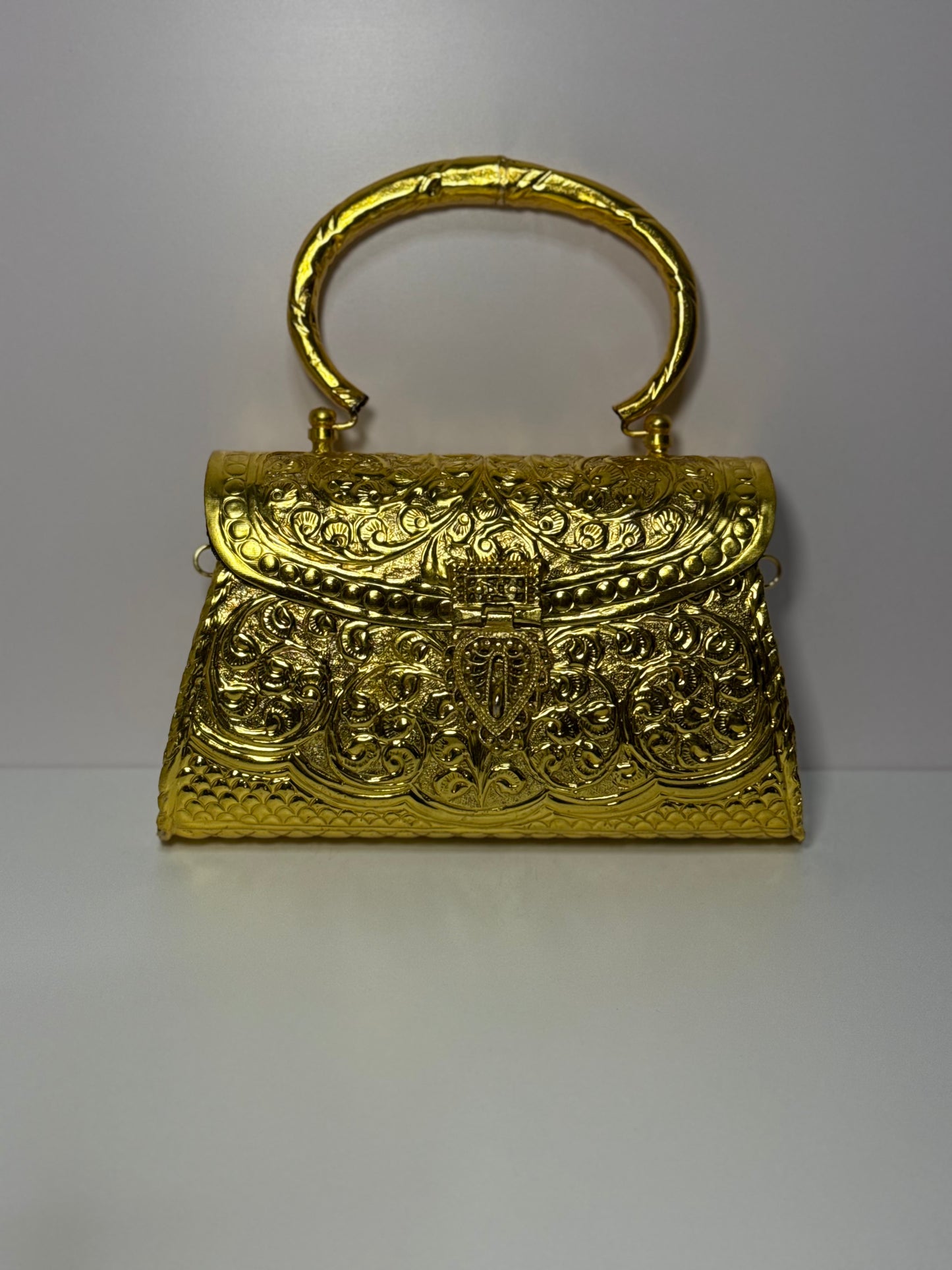 Shehzadi Clutch - Gold
