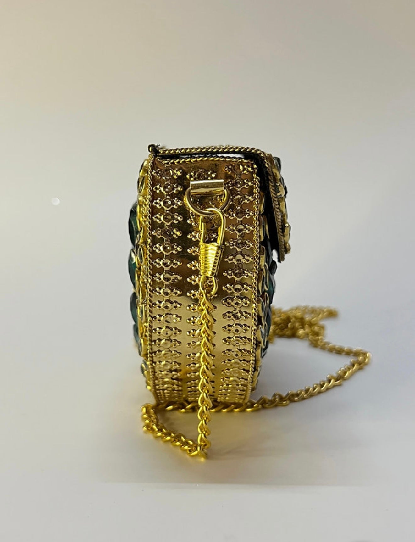 Maharani Emerald Kundan Clutch