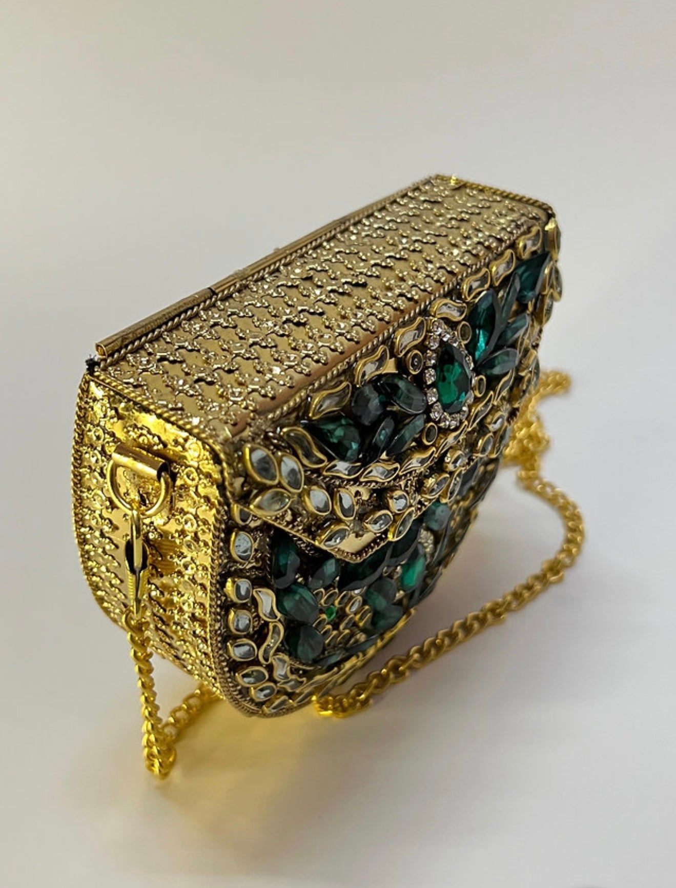 Maharani Emerald Kundan Clutch